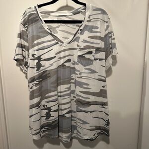 Natural Reflections Gray Camo Short Sleeve Tee